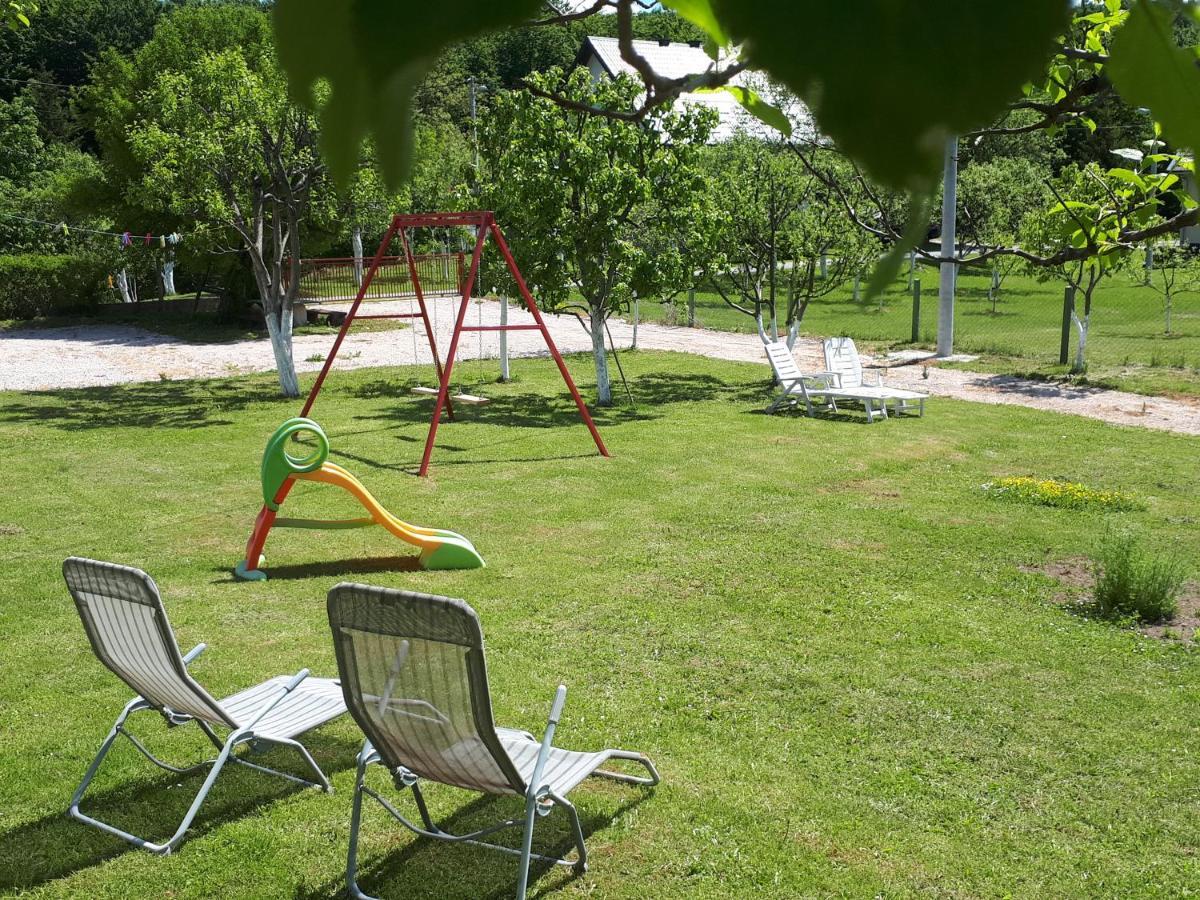 Plitvička Jezera Guest House Family Varda Plitvice Lakes מראה חיצוני תמונה