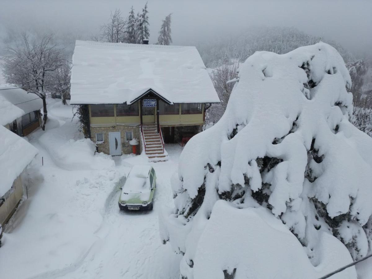 Plitvička Jezera Guest House Family Varda Plitvice Lakes מראה חיצוני תמונה