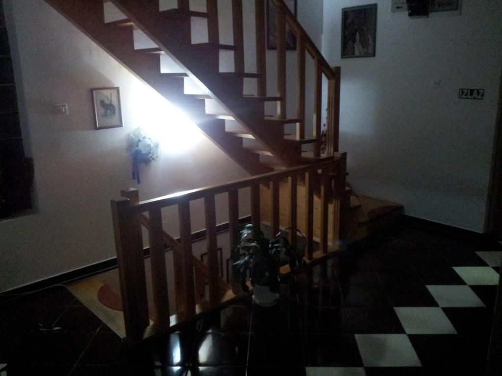 Plitvička Jezera Guest House Family Varda Plitvice Lakes מראה חיצוני תמונה