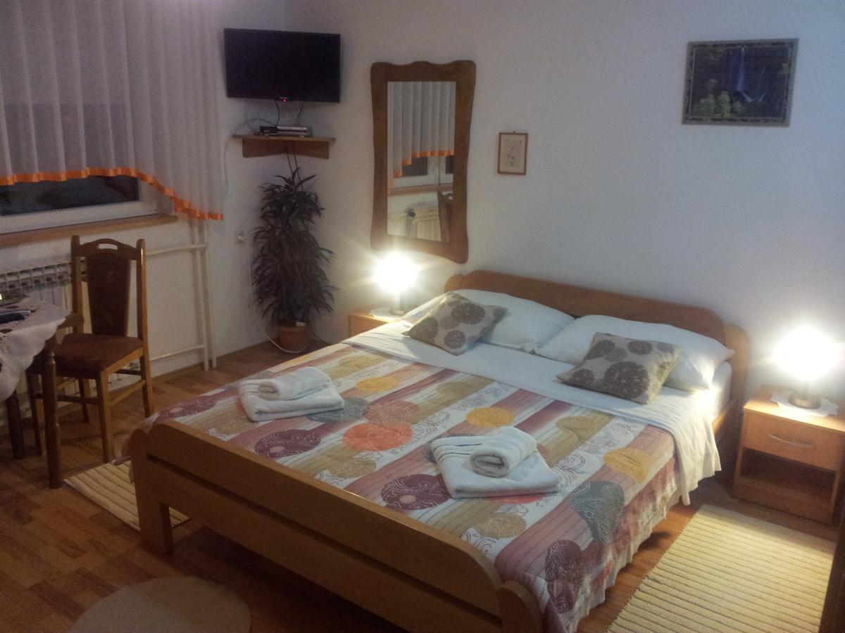 Plitvička Jezera Guest House Family Varda Plitvice Lakes מראה חיצוני תמונה