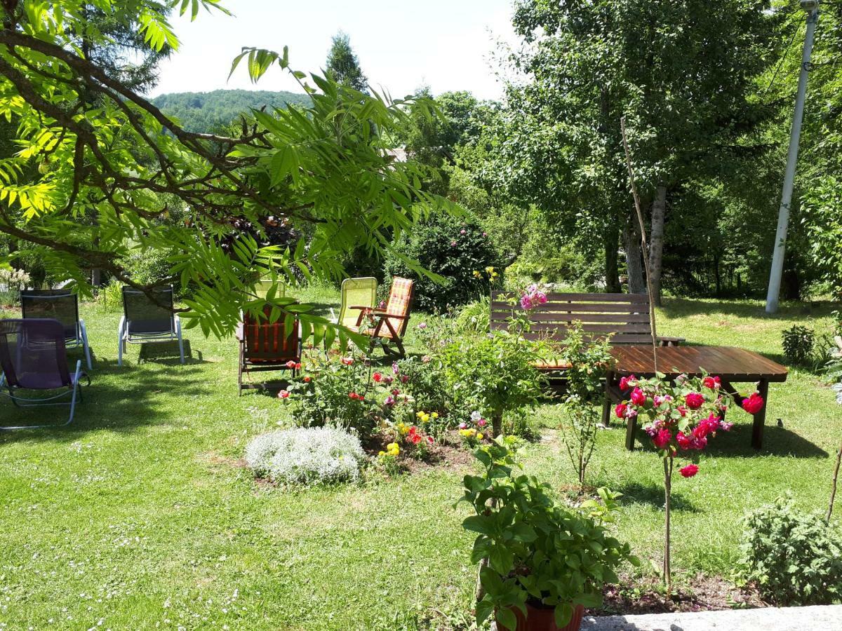 Plitvička Jezera Guest House Family Varda Plitvice Lakes מראה חיצוני תמונה